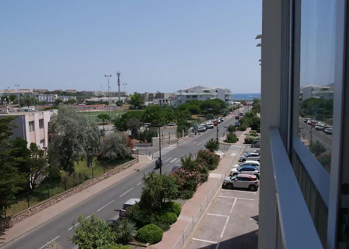 Joli Vue Mont Saint Clair, Parking, Menage Et Linge De Lit Inclus Appartement